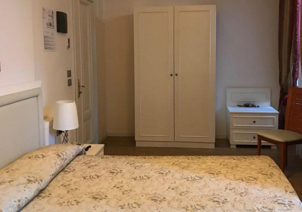 Grand Hotel Regina Salsomaggiore ซัลโซมัจโจเรแตร์เม ภายนอก รูปภาพ