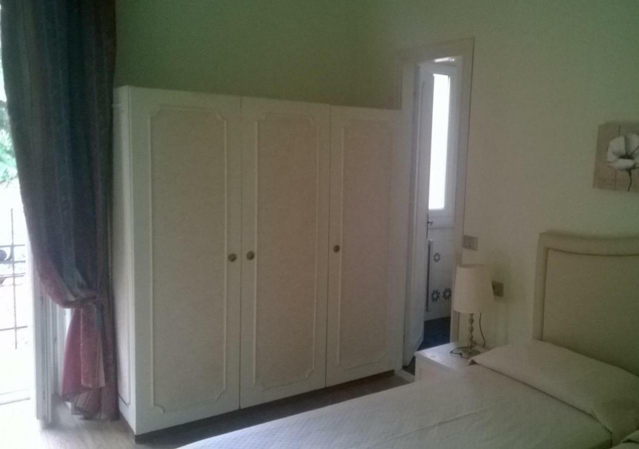 Grand Hotel Regina Salsomaggiore ซัลโซมัจโจเรแตร์เม ภายนอก รูปภาพ